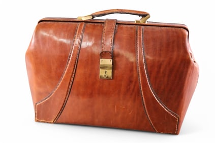 ANTIQUE DOCTOR'S BAG
