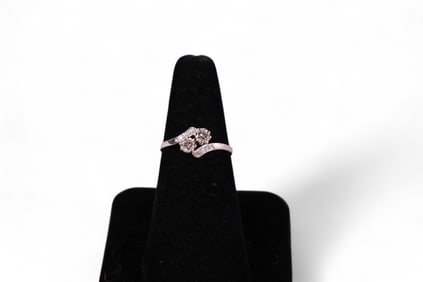18k GOLD & DIAMOND RING