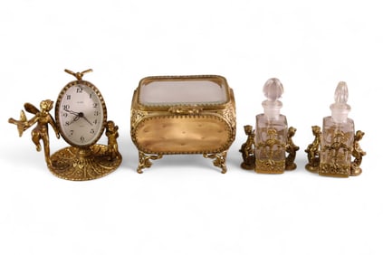 4 PIECE DRESSER SET