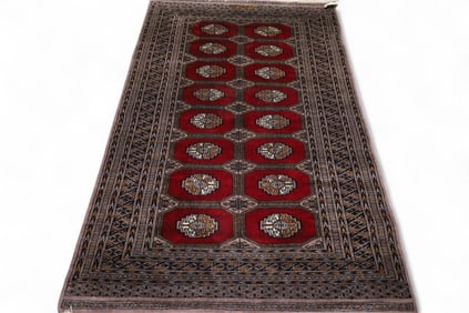 APPROX 6' 3" x 4' 1" HANDMADE WOOL RUG