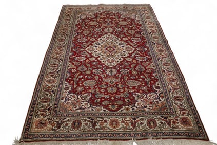 APPROX 7' 4" x 4' 11" HANDMADE WOOL RUG
