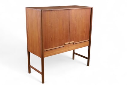 DANISH 2 DOOR BUFFET