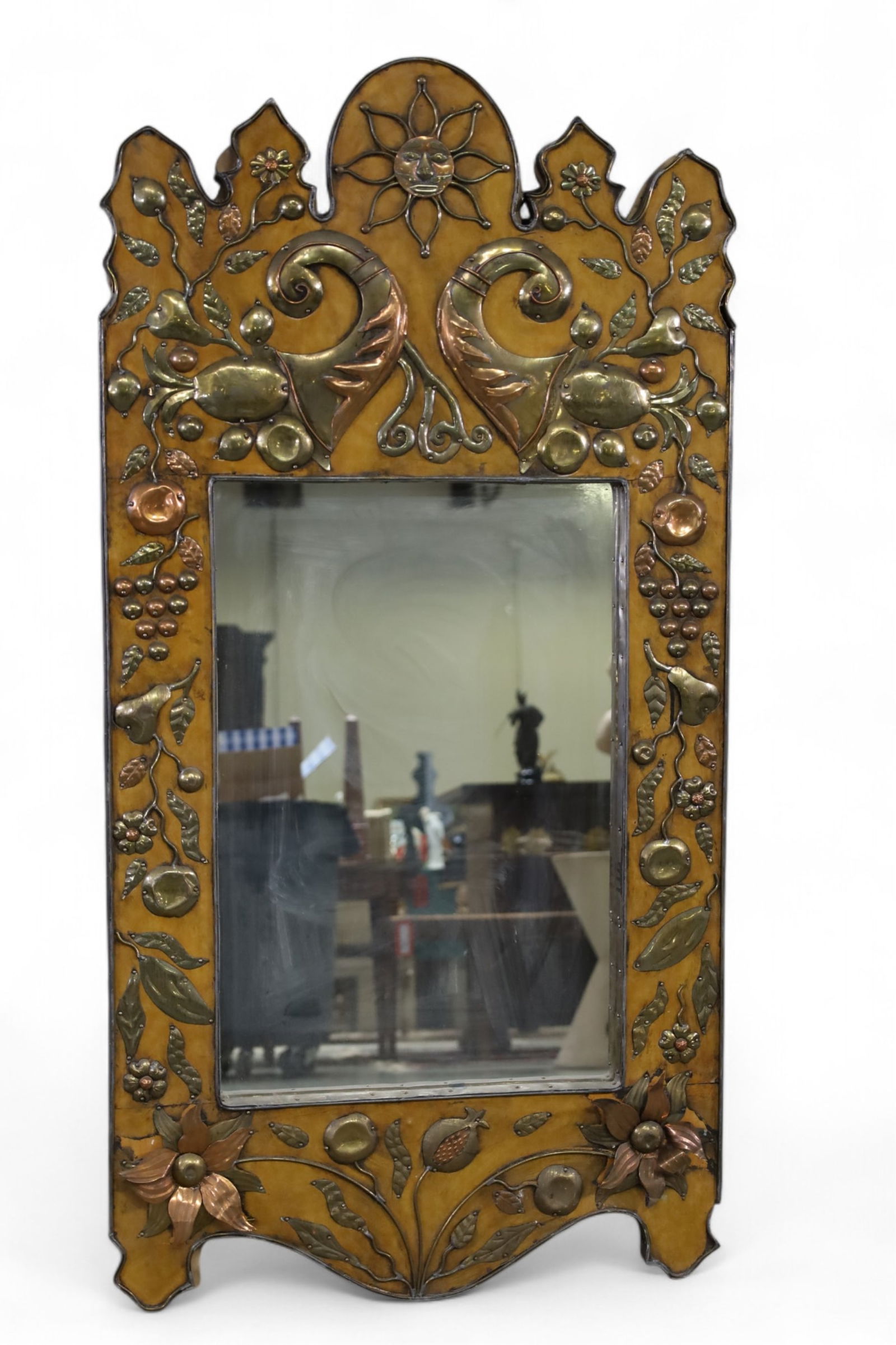 SERGIO BUSTAMANTE STYLE WALL MIRROR (1 of 3)