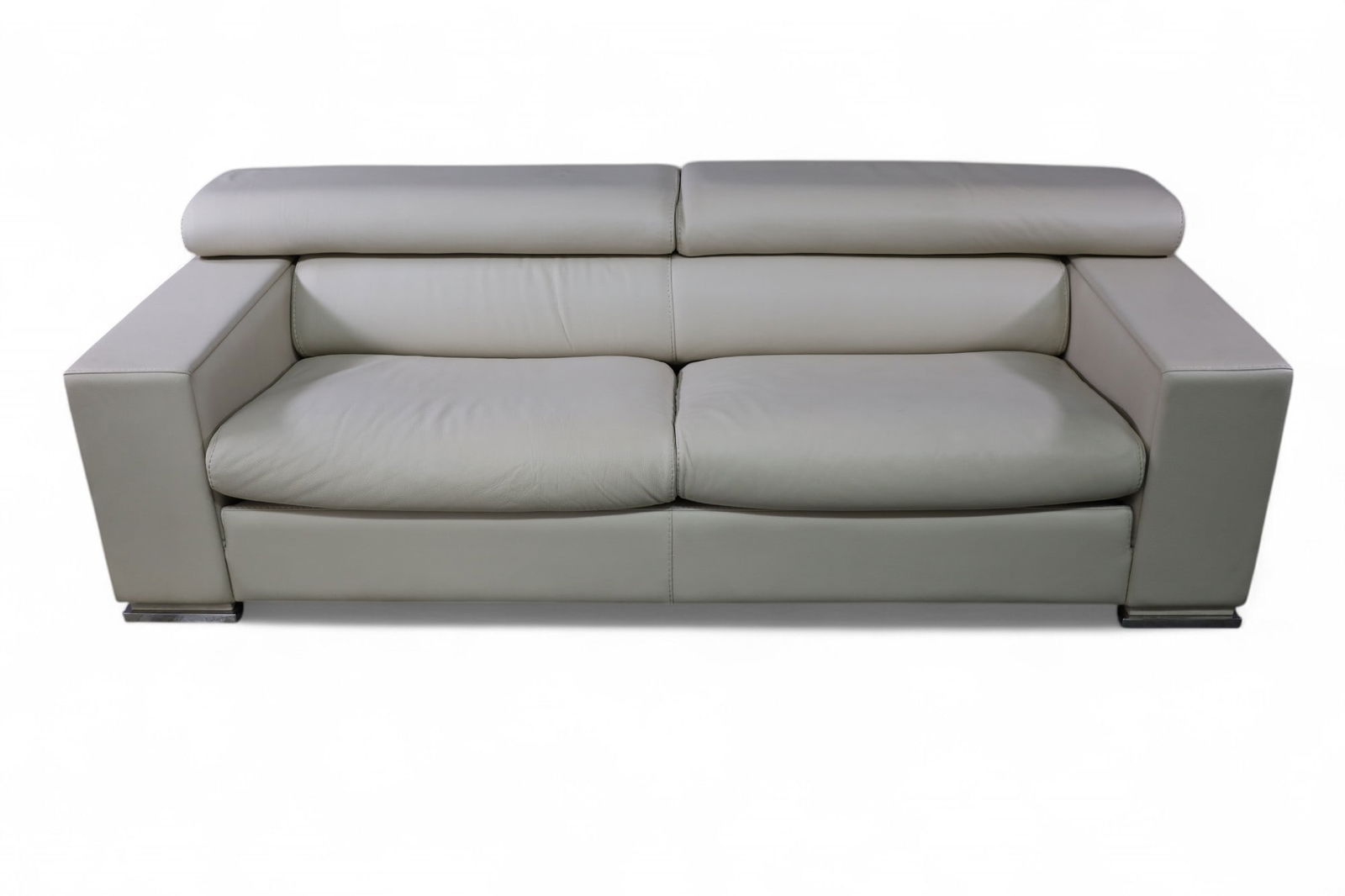 CANTONI LEATHER SOFA (1 of 4)