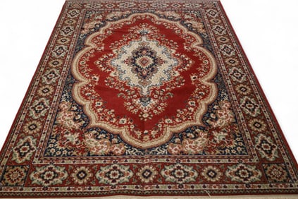 APPROX 7' 8" x 5' 7" MACHINE MADE WOOL RUG