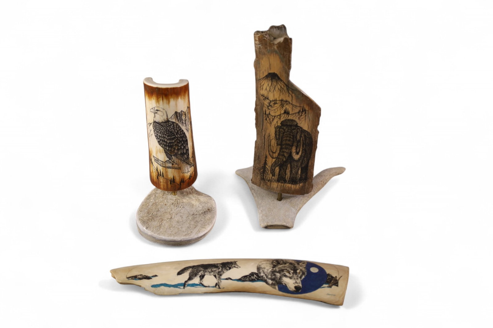 3 PIECES OF SCRIMSHAW: 3 PIECES OF CARVED ALASKAN SCRIMSHAW DECORATED TABLE ITEMS, 6" - 10" L