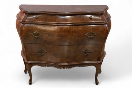 ITALIAN CHEST