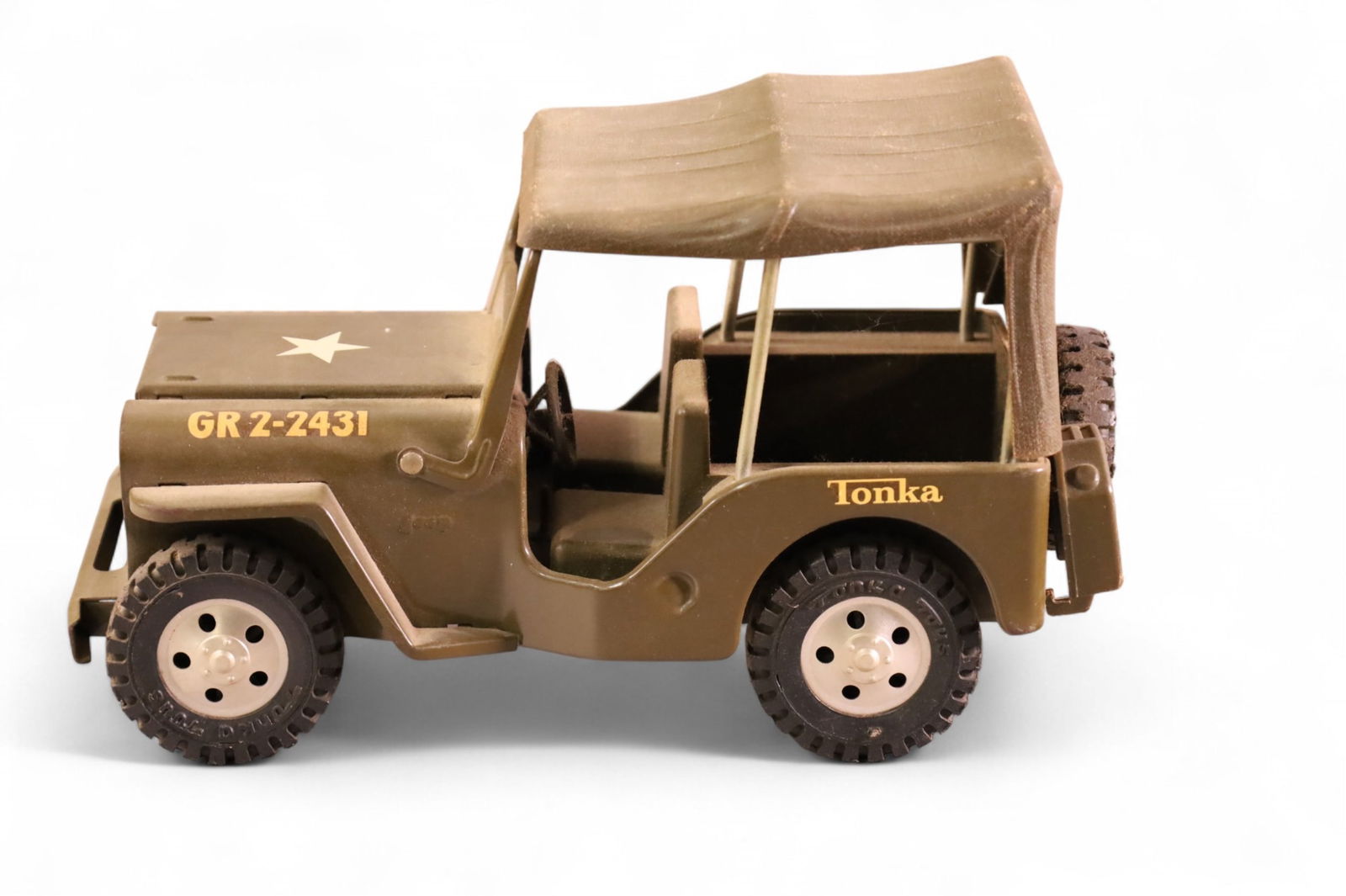 TONKA ARMY JEEP: TONKA ARMY JEEP WITH PLASTIC CANOPY. 10 1/2" L