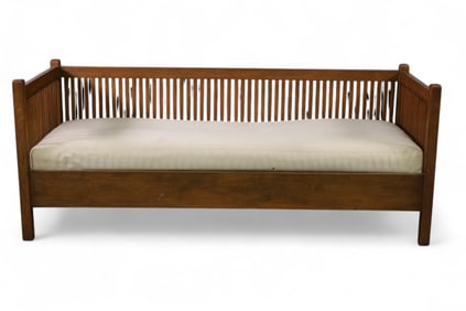 STICKLEY SPINDLED EVENARM SETTLE