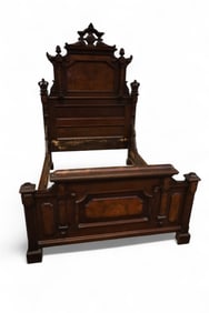VICTORIAN TALL BACK BED