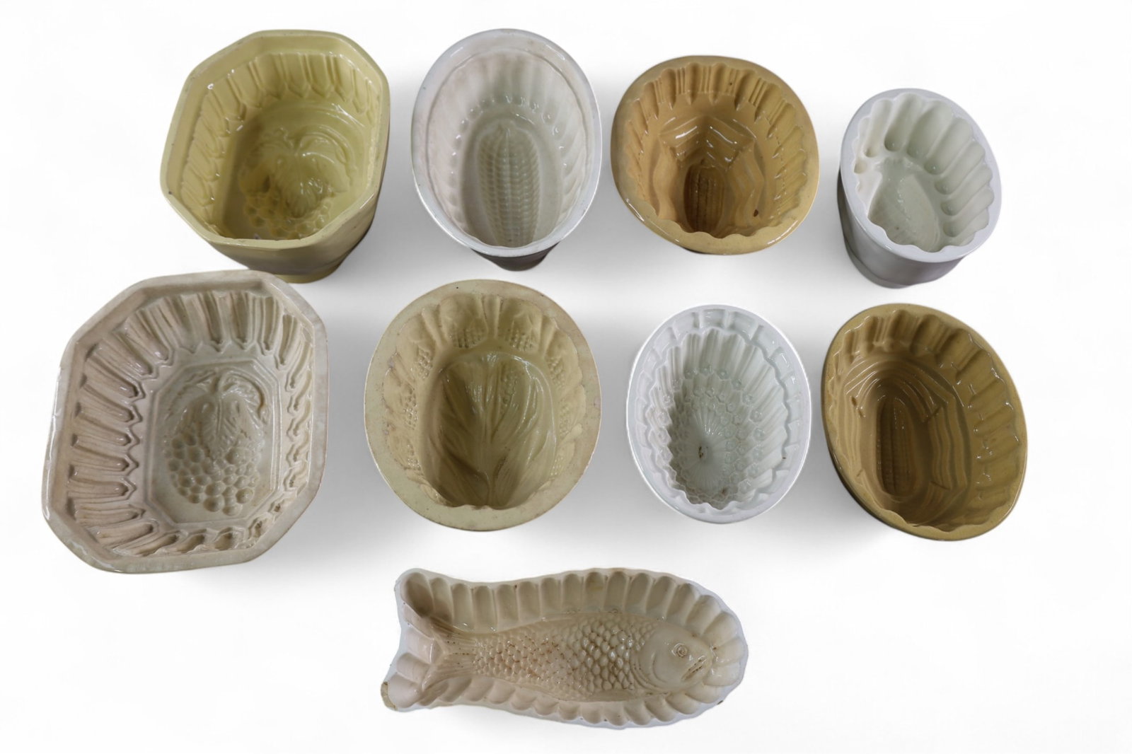 COLLECTION OF MOLDS (1 of 6)