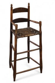 PRIMITIVE HIGHCHAIR