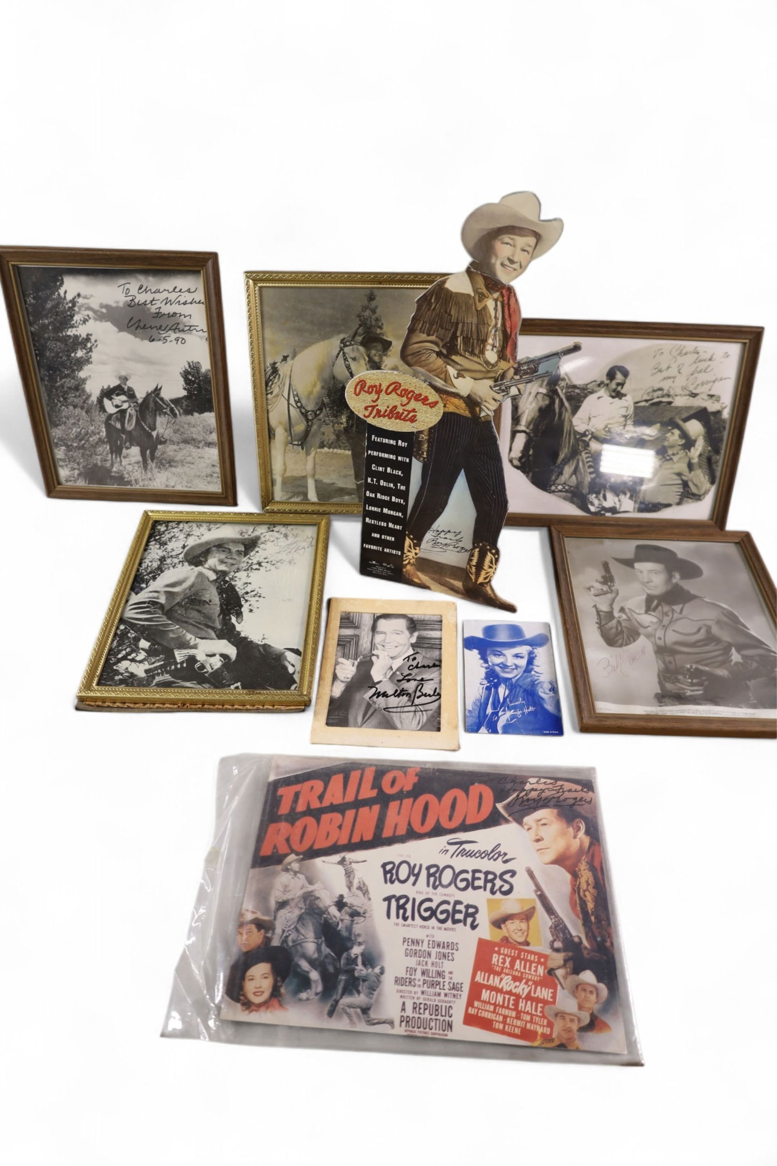 GROUPING OF WESTERN MEMORABILIA (1 of 7)