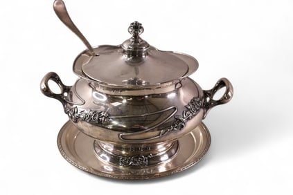 VICTORIAN SILVERPLATED SERVING DISH