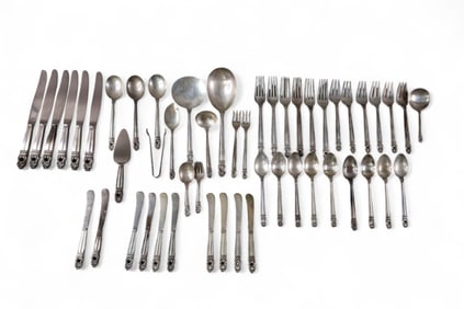 INTERNATIONAL SILVER ROYAL DANISH STERLING FLATWAE