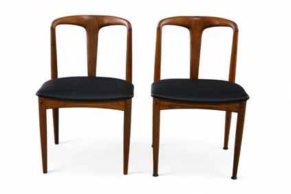 PAIR OF JOHANNES ANDERSEN SIDE CHAIRS