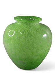 FREDERICK CARDER STEUBEN VASE