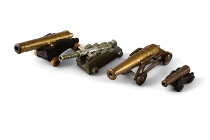 4 CANNONS
