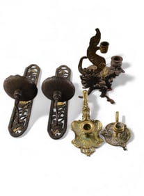 GROUPING OF CANDLEHOLDERS