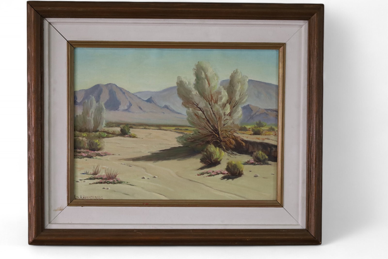 EDWARD HAROLD HAMMERBERG OIL PAINTING: OIL ON CANVAS, SIGNED LOWER LEFT, DESERT LANDSCAPE PAINTING, 12" x 16" IMAGE SIZE / 22" x 18" IN FRAME.