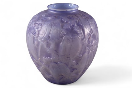 CONSOLIDATED GLASS VASE