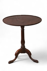 GEORGIAN LAMP TABLE
