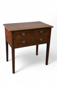 19TH CENTURY ENGLISH CHEST