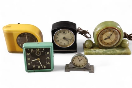 5 VINTAGE CLOCKS