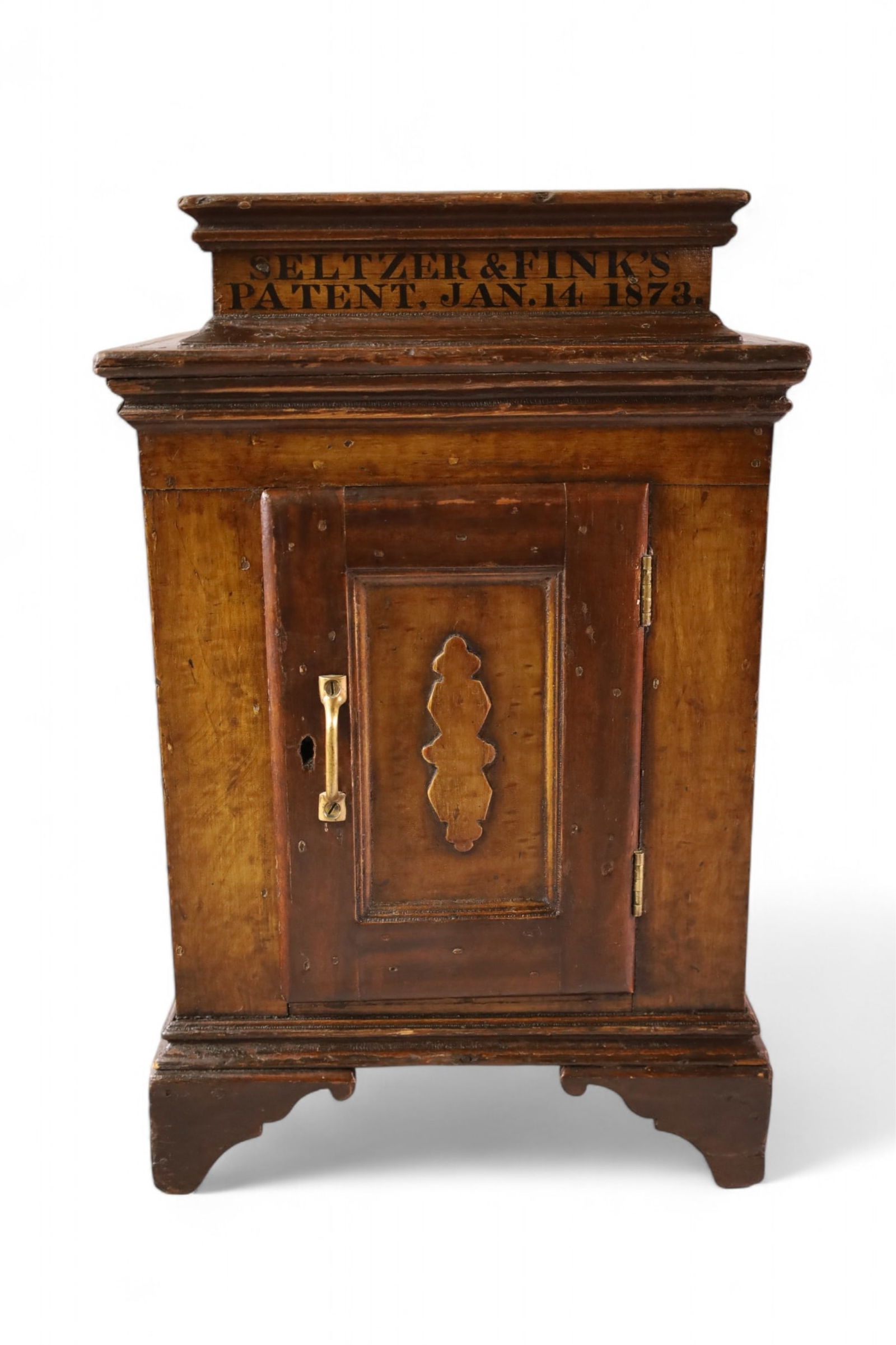 SELTZER & FINK'S SALESMAN SAMPLE ICE BOX (1 of 4)