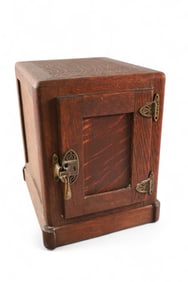 SALESMAN SAMPLE ICE BOX