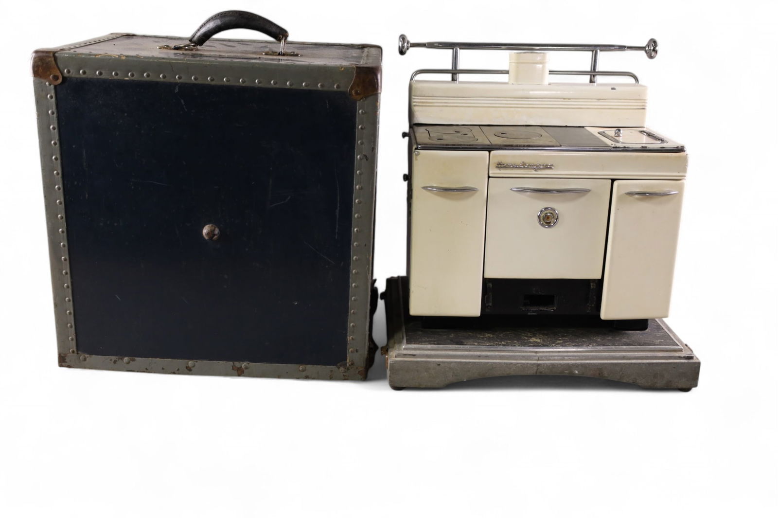 HOME COMFORT SALESMAN SAMPLE STOVE (1 of 5)