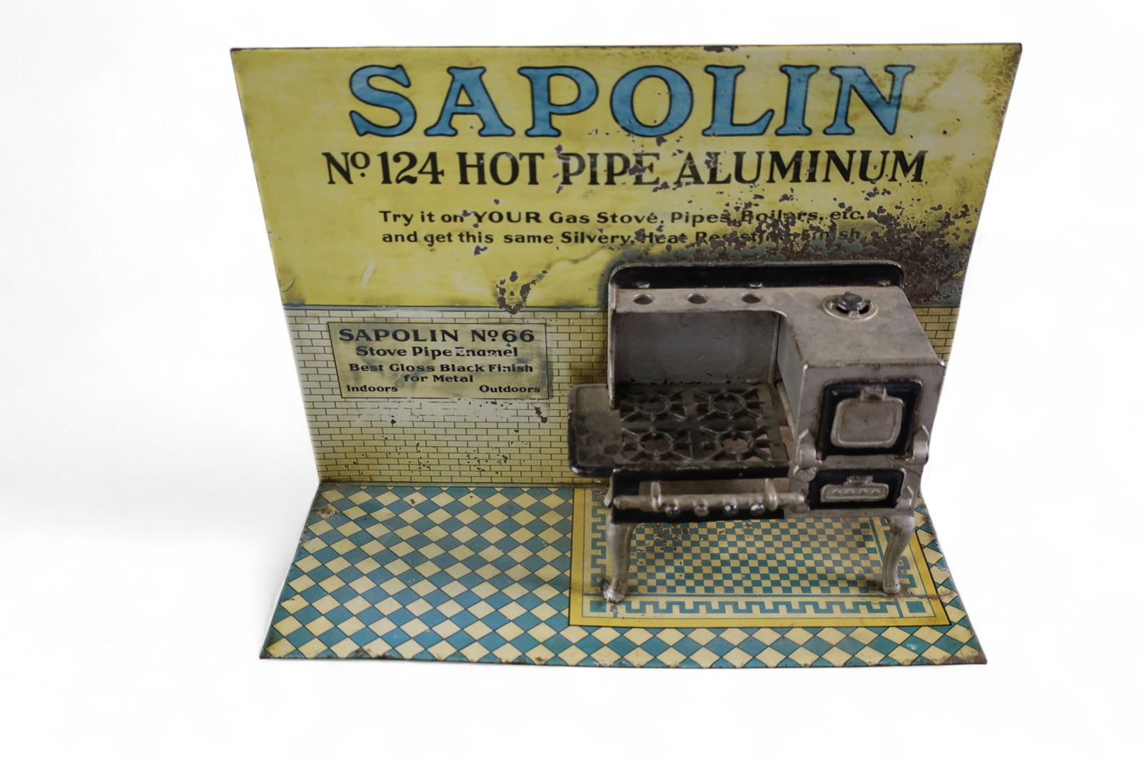 SAPOLIN RANGE STORE DISPLAY (1 of 2)