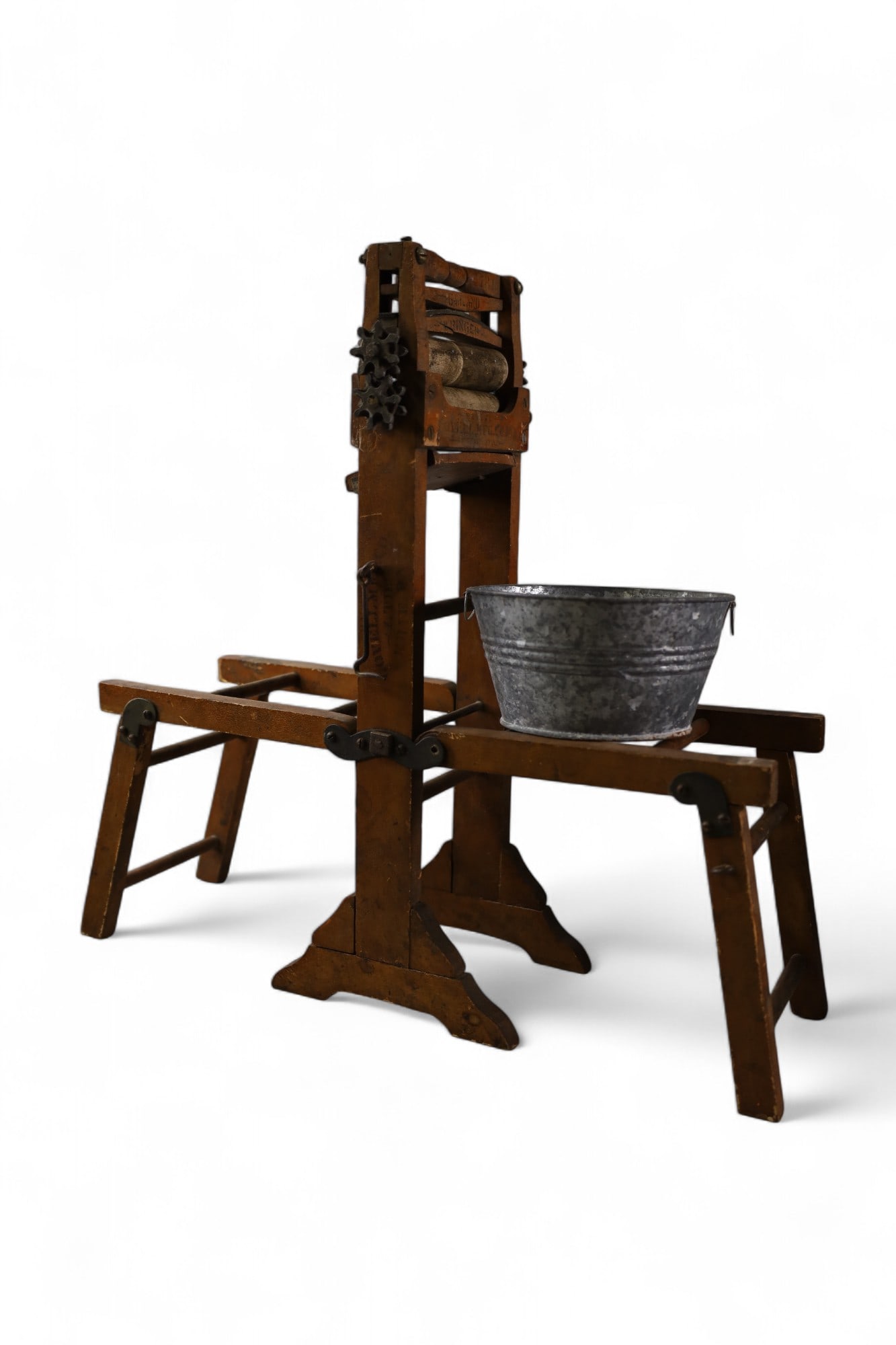 SALESMAN SAMPLE WRINGER (1 of 3)