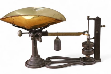 ANTIQUE SCALE