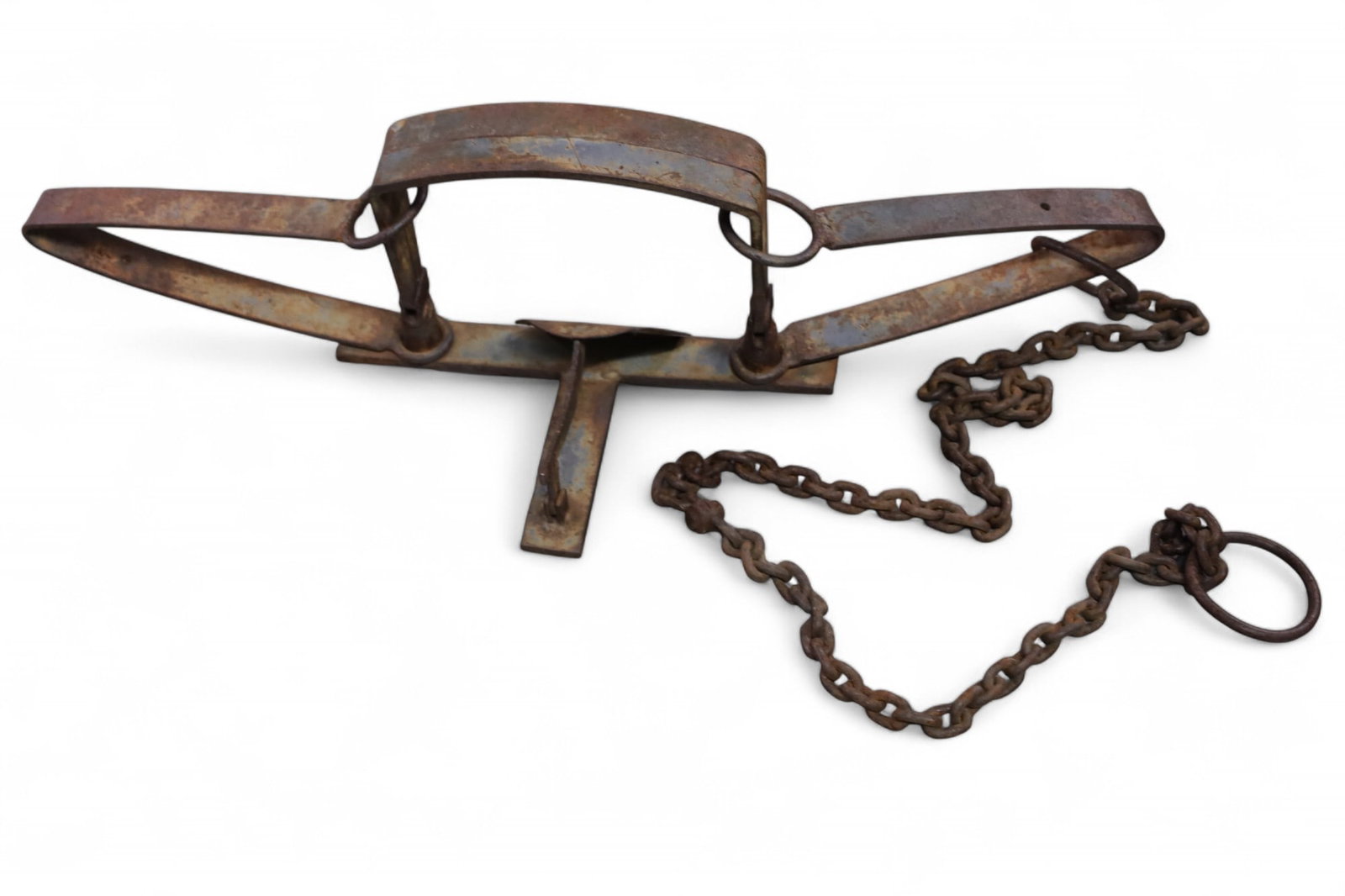 CAST IRON BEAR TRAP (1 of 2)