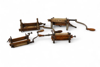 4 SALESMAN SAMPLE WRINGERS