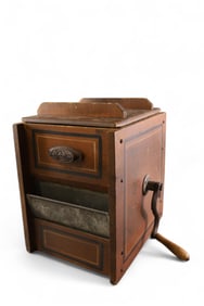 WOODEN SIFTER