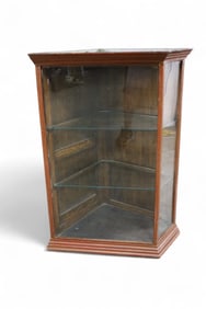 GENERAL STORE SHOWCASE