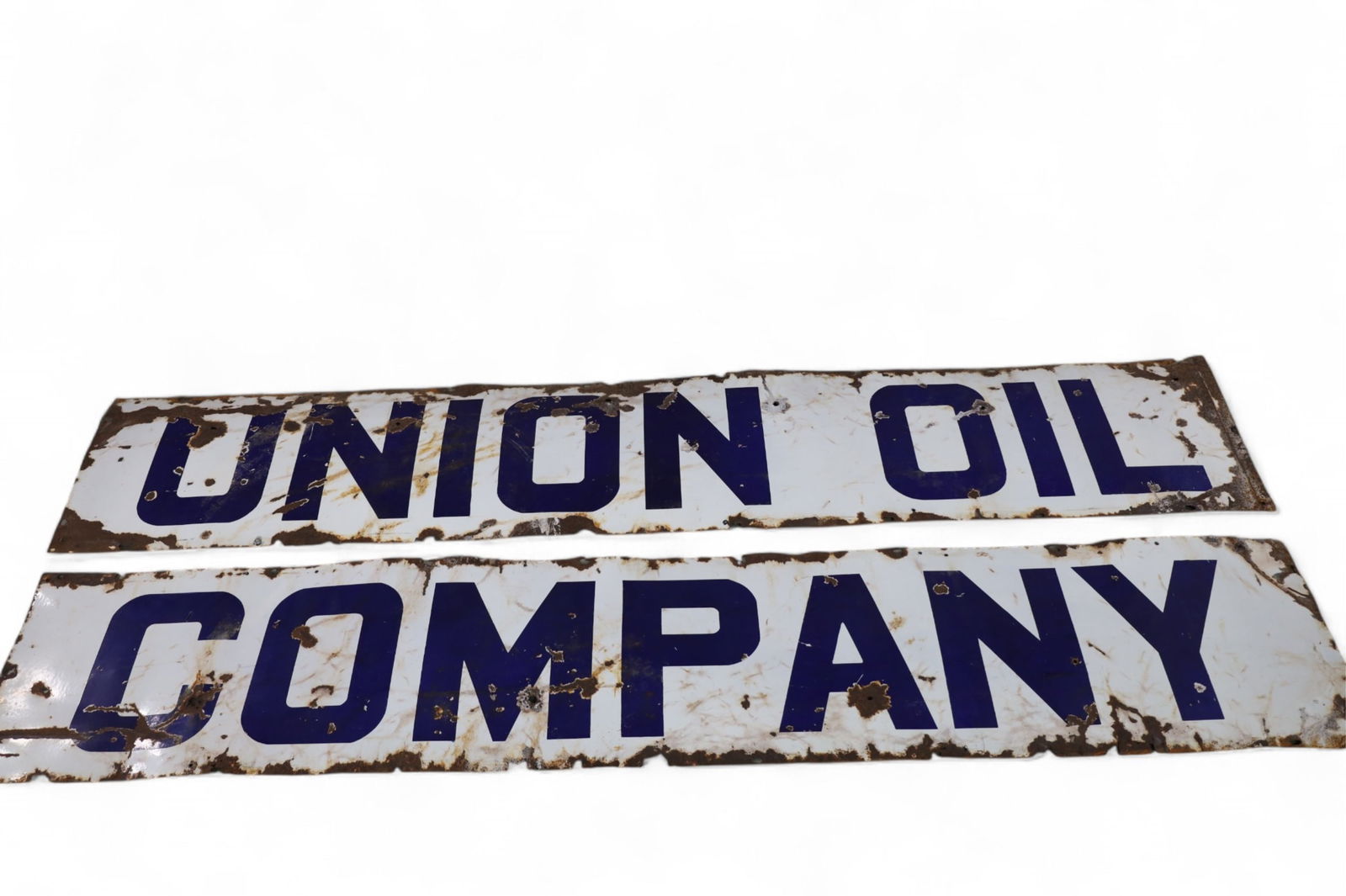 UNION OIL COMPANY PORCELAIN SIGN (1 of 3)