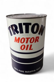 TRITON 5 QUART MOTOR OIL CAN