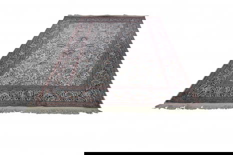 APPROX 6' x 9' HANDMADE WOOL RUG: FINE WEAVE HANDMADE WOOL RUG.