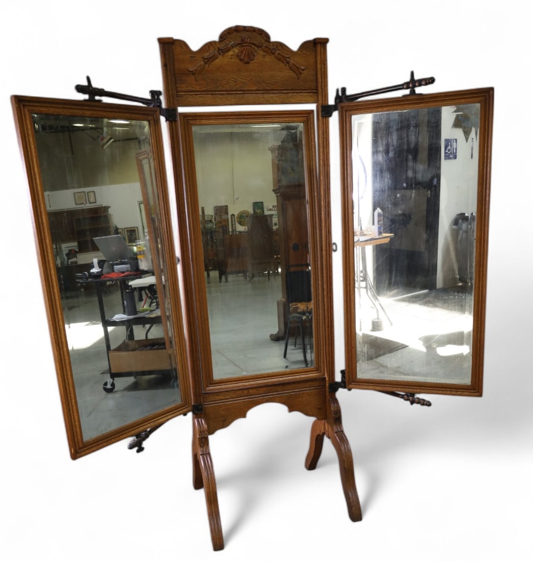 AMERICAN OAK TRI FOLD DRESSING MIRROR (1 of 5)
