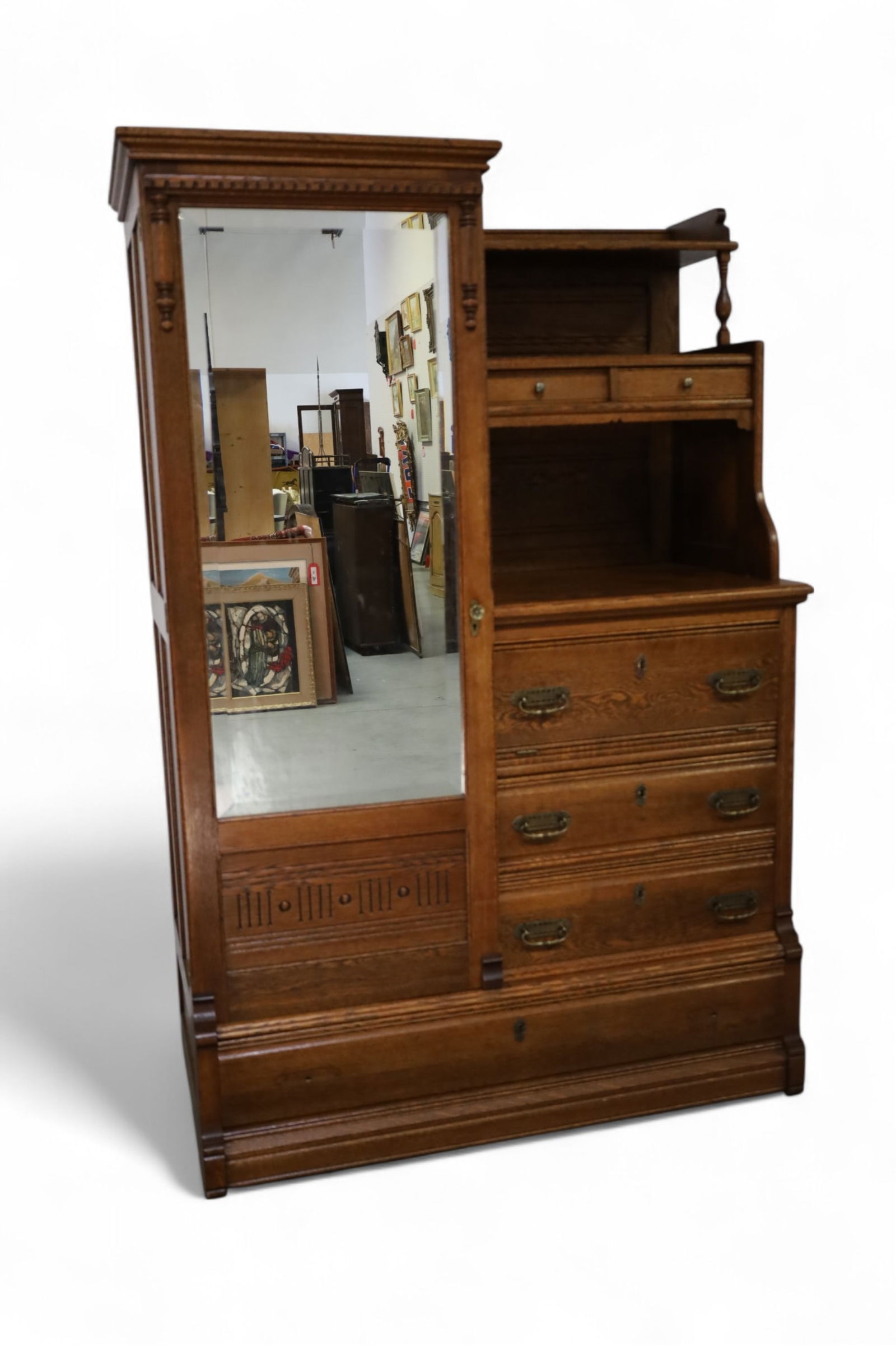 GENTLEMAN'S AMERICAN OAK CHIFFEROBE (1 of 3)