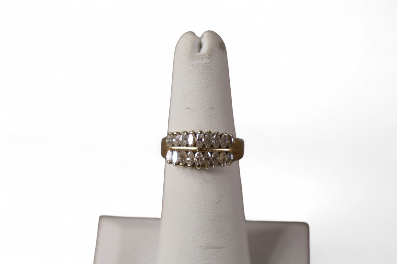 14K GOLD & DIAMOND RING (1 of 3)