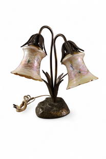 BRONZE TULIP LAMP W/ QUEZAL SHADES: DOUBLE ARM BRONZE TULIP LAMP, WITH SIGNED QUEZAL THREADED HEART AND VINE SHADES. 15" H. 2" FITTER SHADES.