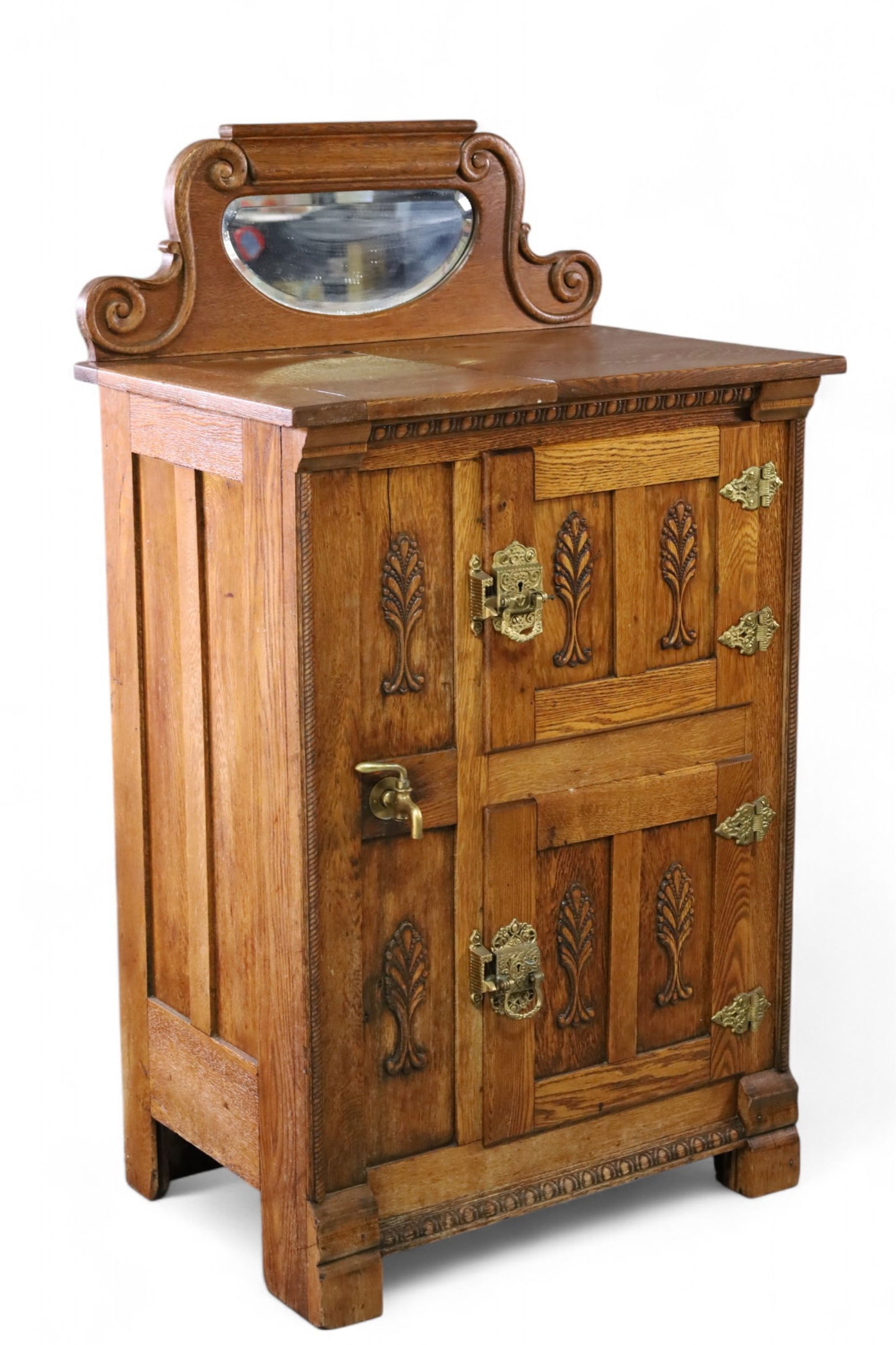 FANCY AMERICAN OAK ICE BOX (1 of 3)