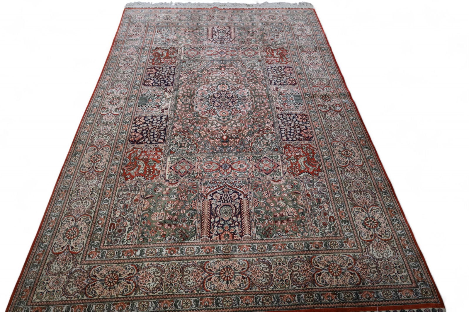 APPROX 9' 2" x 6' HANDMADE SILK RUG (1 of 5)
