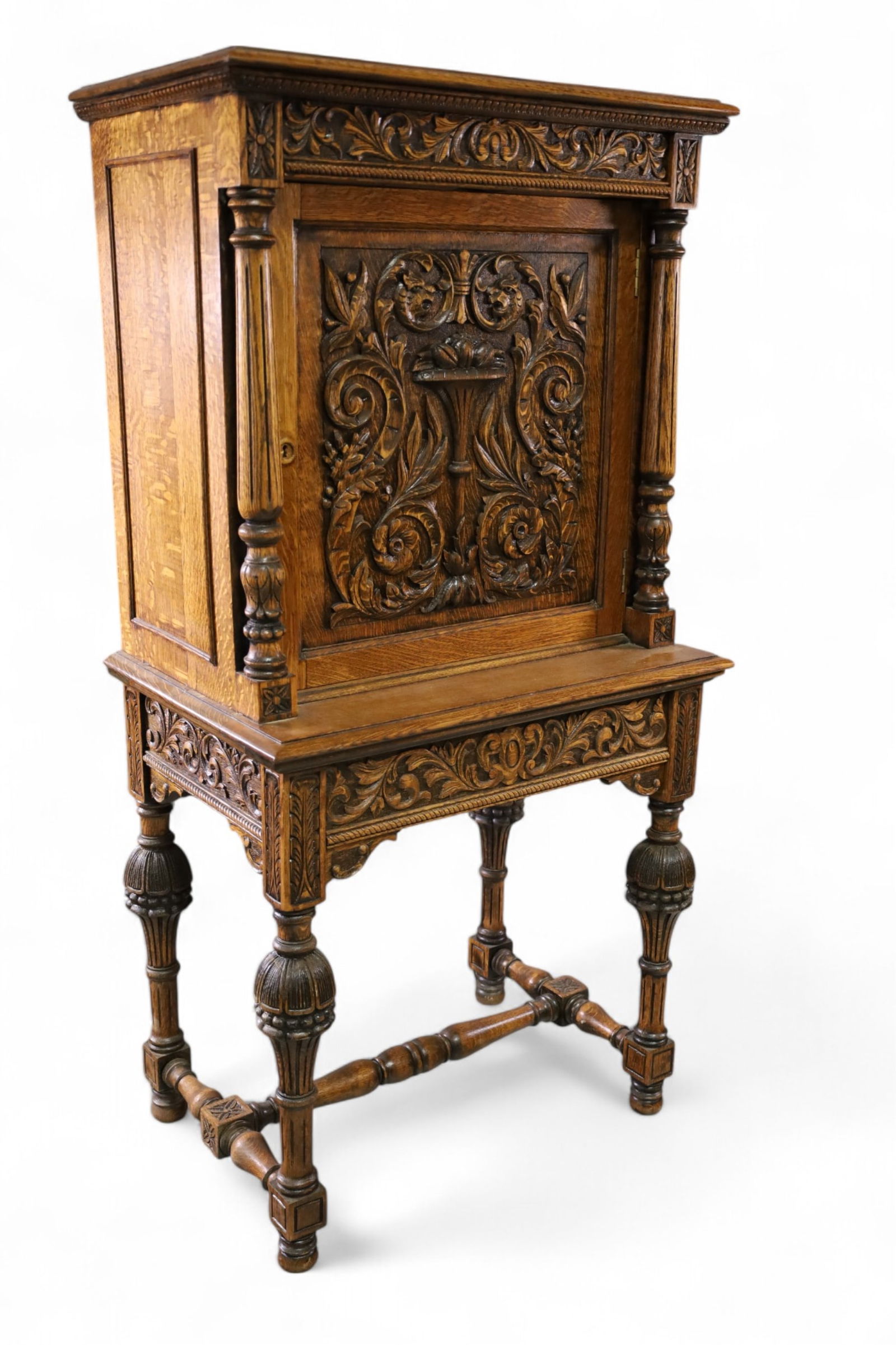 HIGHLY CARVED OAK HALL CABINET (1 of 4)