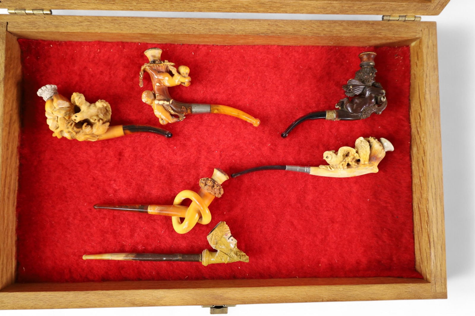 COLLECTION OF MEERSCHAUM PIPES (1 of 4)