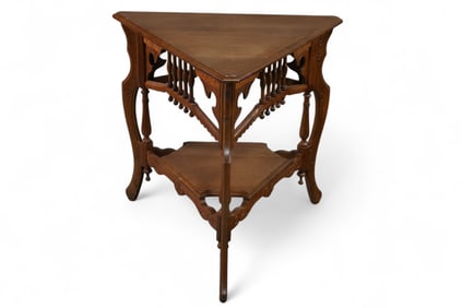 AMERICAN OAK CORNER LAMP TABLE